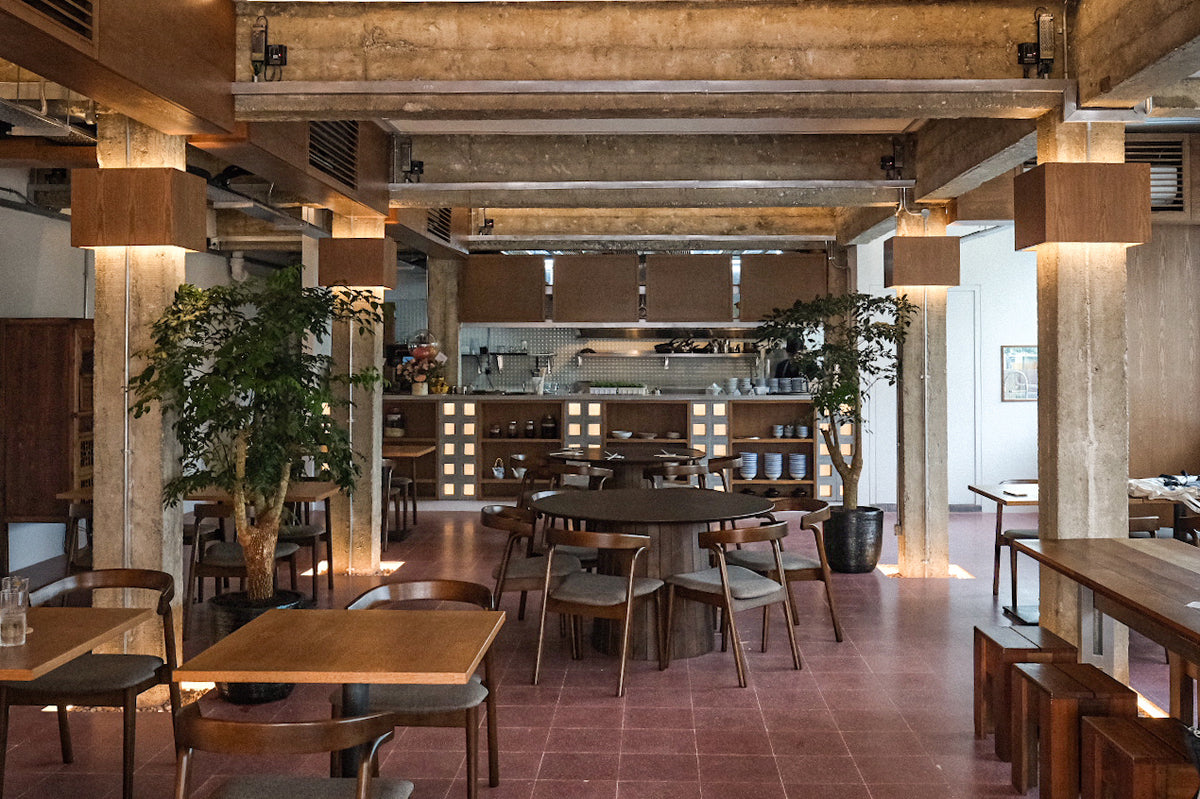 Jalinan open bar counter